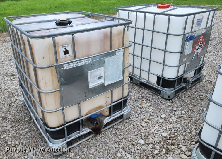 image for item JA9983 (4) totes