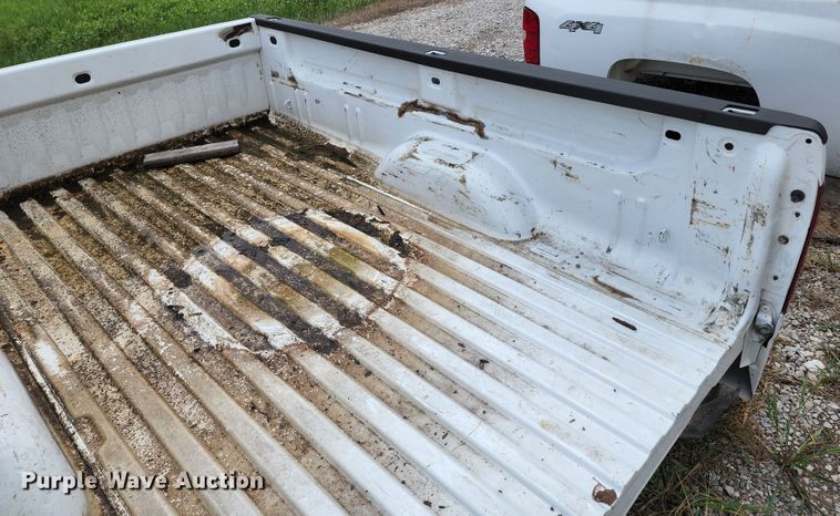 image for item JA9985 Chevrolet  pickup truck bed