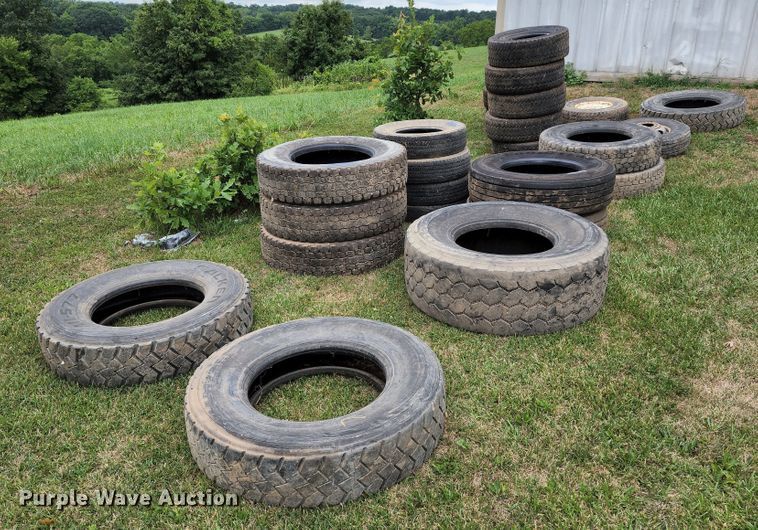 image for item JA9989 (24) tires