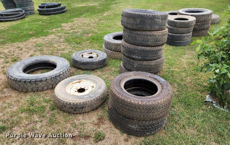 image for item JA9989 (24) tires