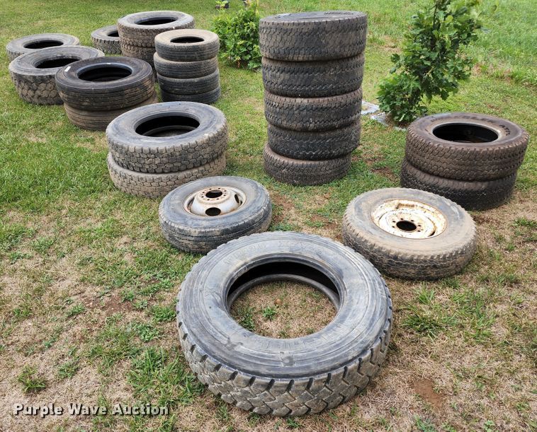 image for item JA9989 (24) tires