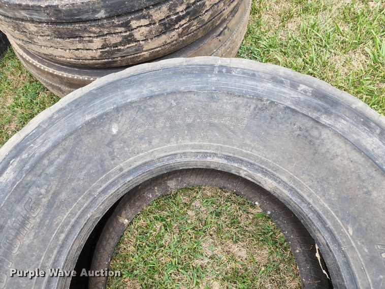 image for item JA9989 (24) tires