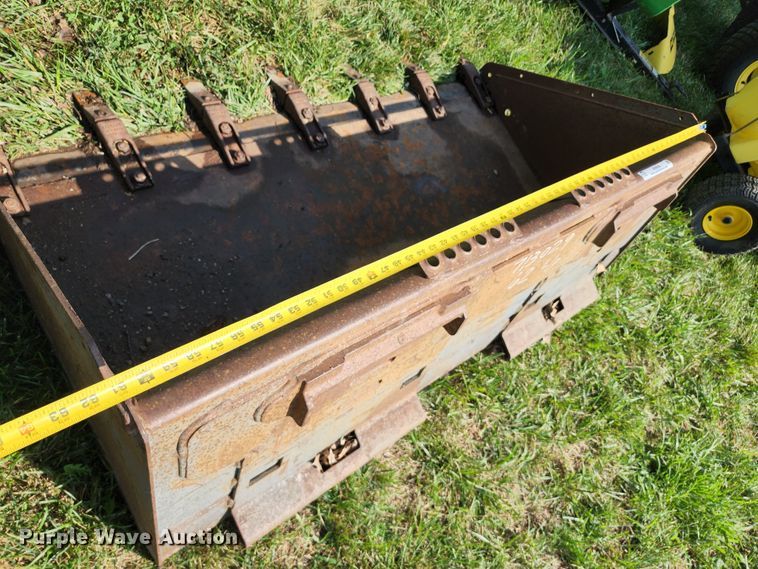 image for item JB9008 Bobcat  skid steer bucket