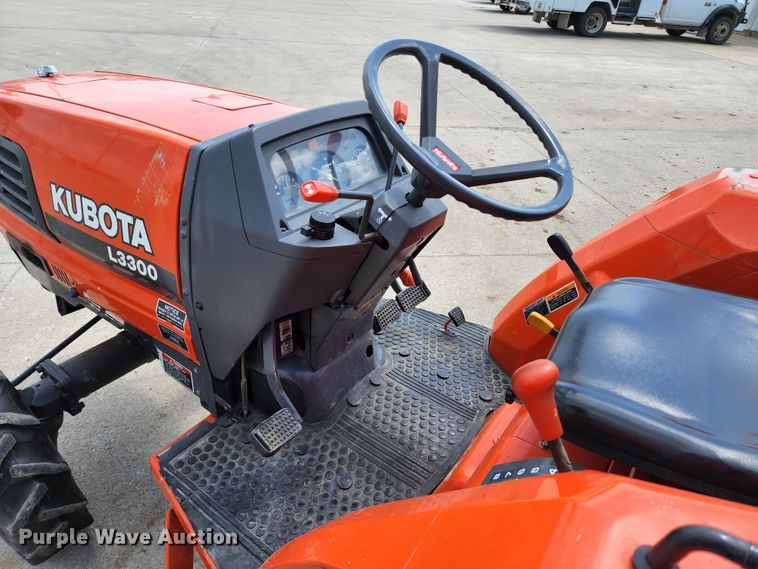 image for item JB9023 Kubota L3300 GST  MFWD tractor