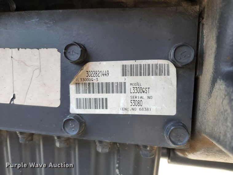 image for item JB9023 Kubota L3300 GST  MFWD tractor