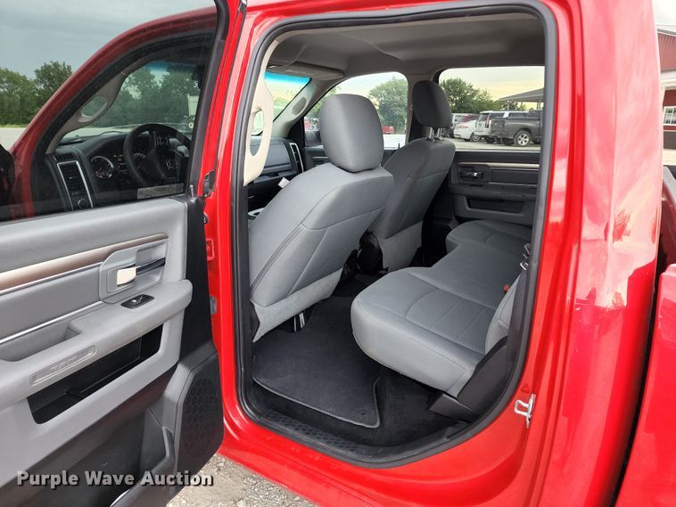 image for item JB9024 2015 Dodge Ram 1500  Crew Cab pickup truck