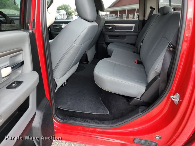 image for item JB9024 2015 Dodge Ram 1500  Crew Cab pickup truck