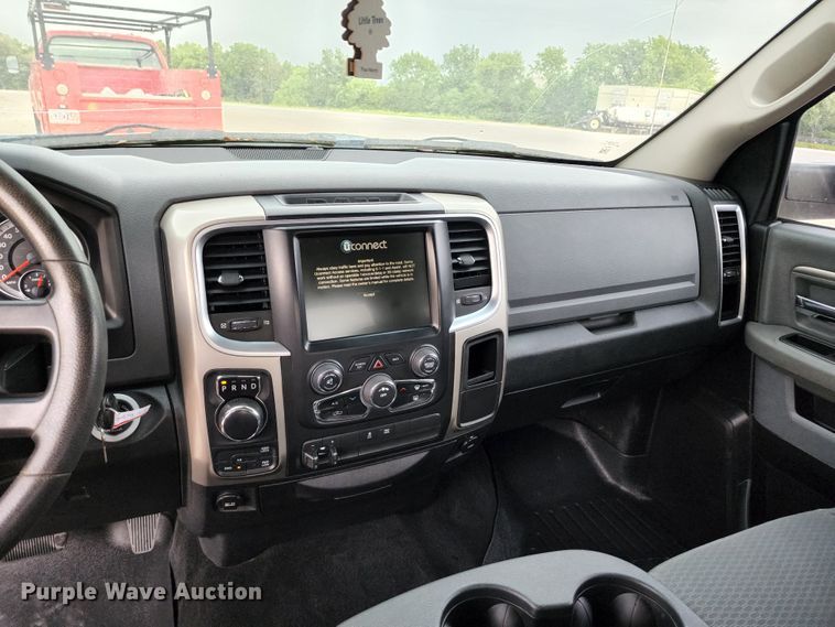 image for item JB9024 2015 Dodge Ram 1500  Crew Cab pickup truck