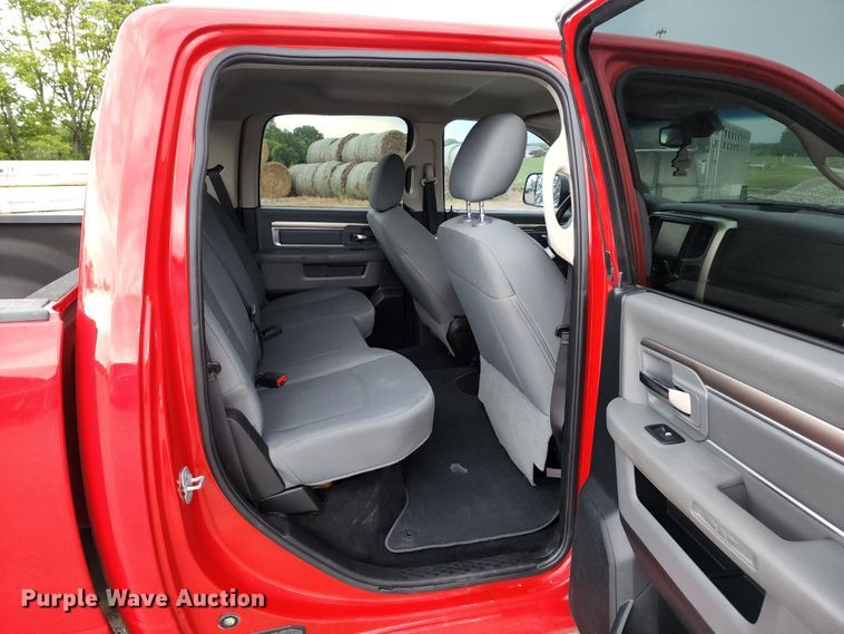 image for item JB9024 2015 Dodge Ram 1500  Crew Cab pickup truck