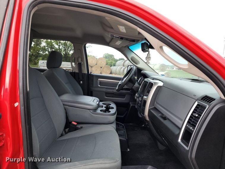 image for item JB9024 2015 Dodge Ram 1500  Crew Cab pickup truck