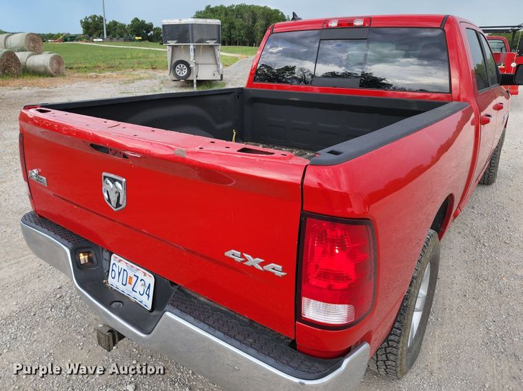 image for item JB9024 2015 Dodge Ram 1500  Crew Cab pickup truck