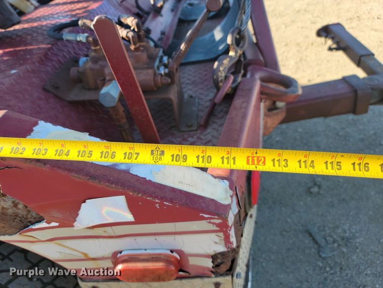 image for item JC9720 1997 Ford F450 Super Duty XLT  tow truck