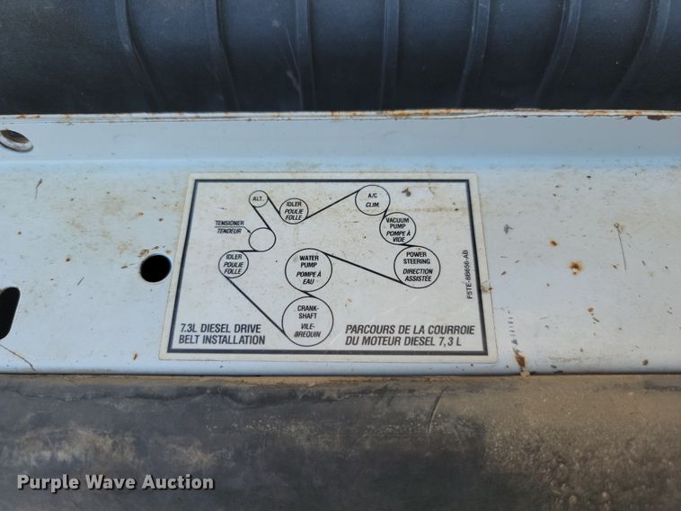 image for item JC9720 1997 Ford F450 Super Duty XLT  tow truck