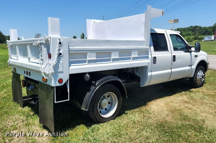 image for item JM9001 2003 Ford F550 Super Duty XL  dump truck