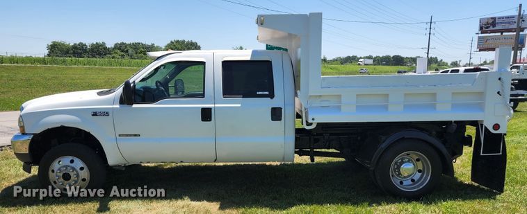 image for item JM9001 2003 Ford F550 Super Duty XL  dump truck