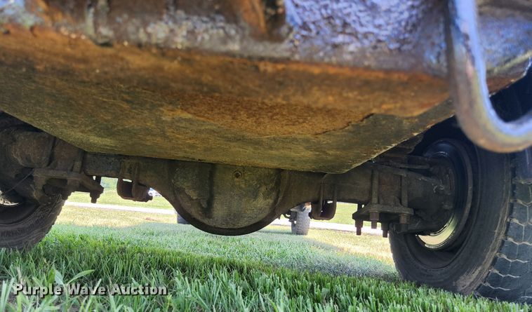 image for item JM9001 2003 Ford F550 Super Duty XL  dump truck