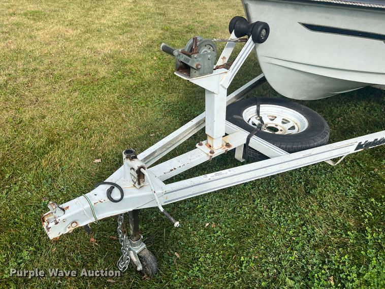 image for item JM9205 1988 Ranger Fisherman  boat