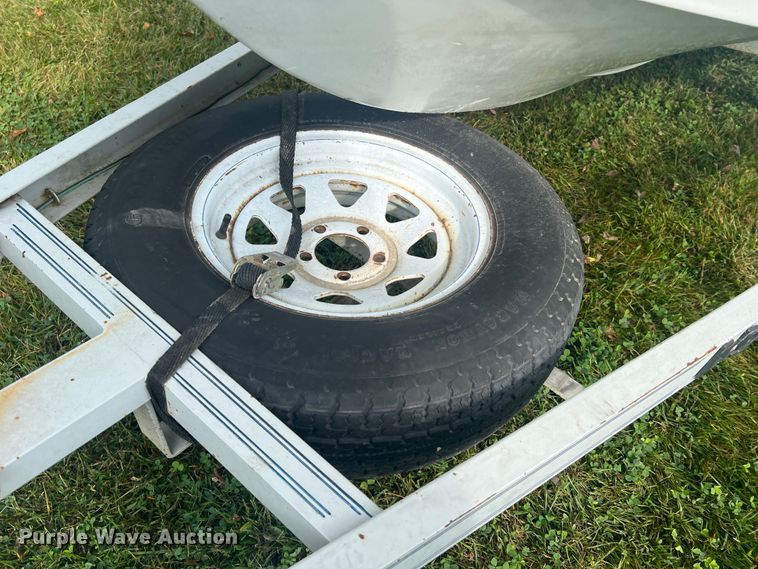 image for item JM9205 1988 Ranger Fisherman  boat