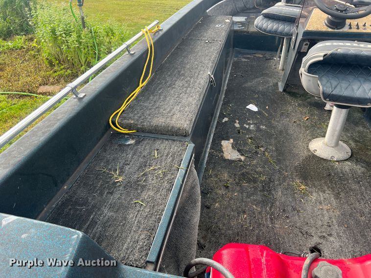 image for item JM9205 1988 Ranger Fisherman  boat