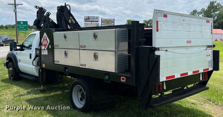 image for item JM9256 2014 Ford F550  flatbed truck