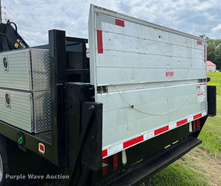 image for item JM9256 2014 Ford F550  flatbed truck