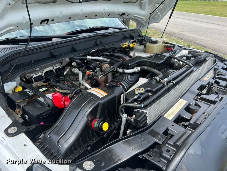 image for item JM9256 2014 Ford F550  flatbed truck