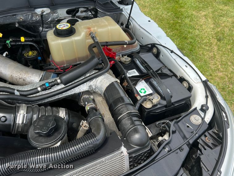 image for item JM9256 2014 Ford F550  flatbed truck