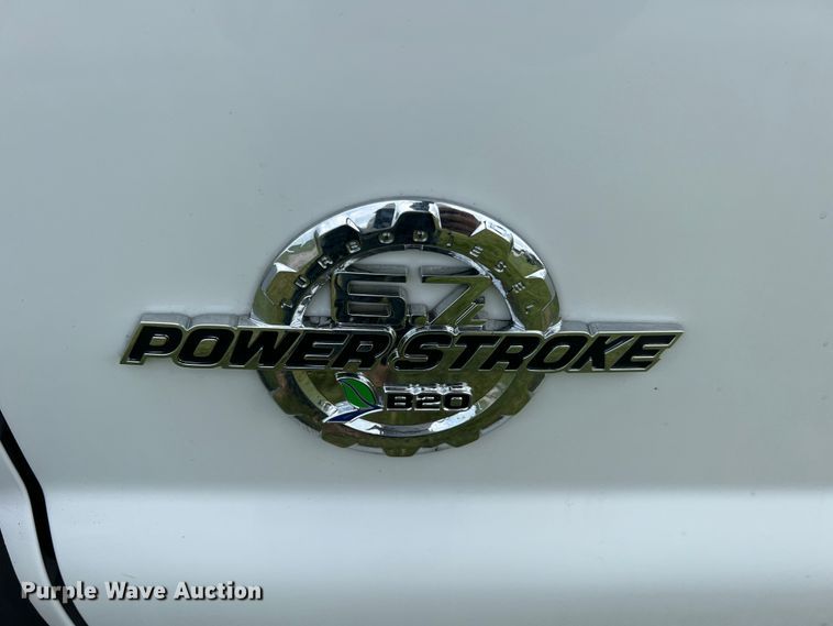 image for item JM9256 2014 Ford F550  flatbed truck