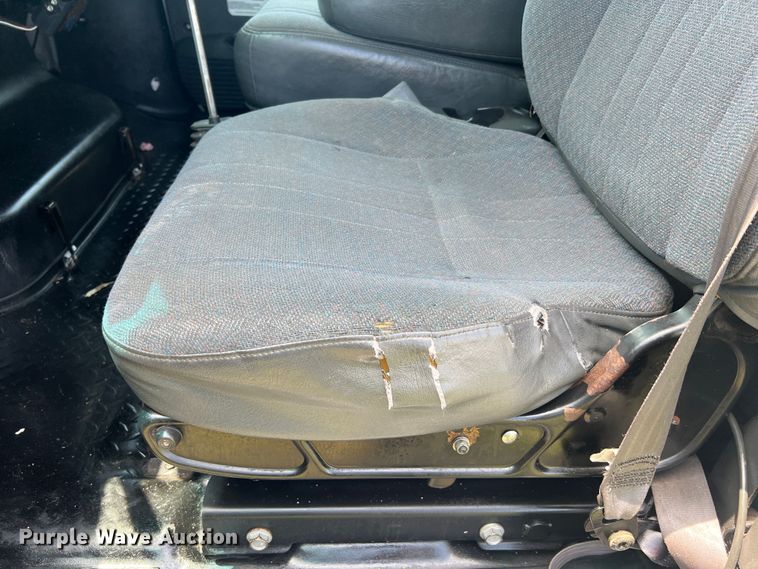 image for item JM9258 2006 GMC C4500  flatbed truck