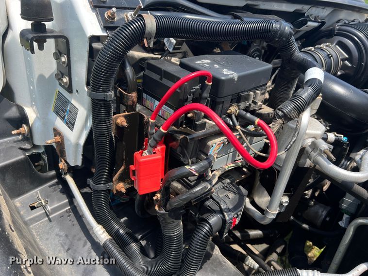 image for item JM9258 2006 GMC C4500  flatbed truck