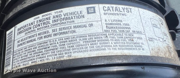 image for item JM9258 2006 GMC C4500  flatbed truck