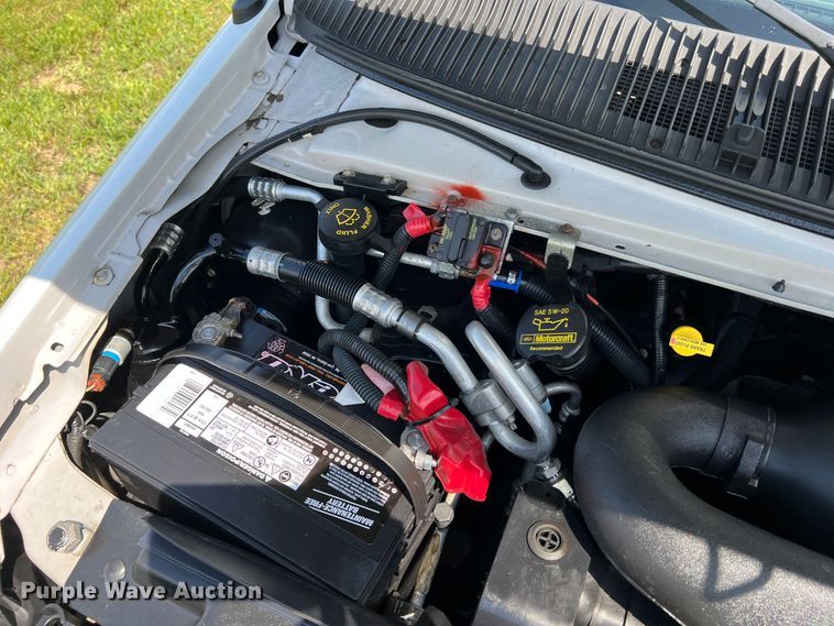 image for item JM9265 2011 Ford E350 Super Duty  shuttle bus