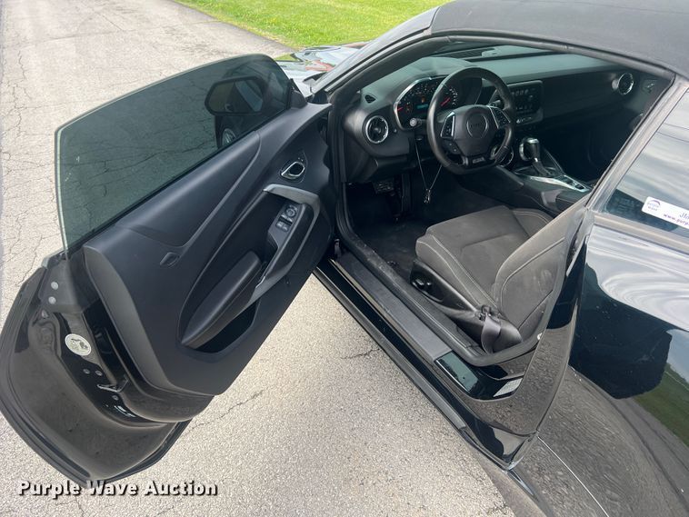 image for item JM9266 2017 Chevrolet Camaro SS  convertible