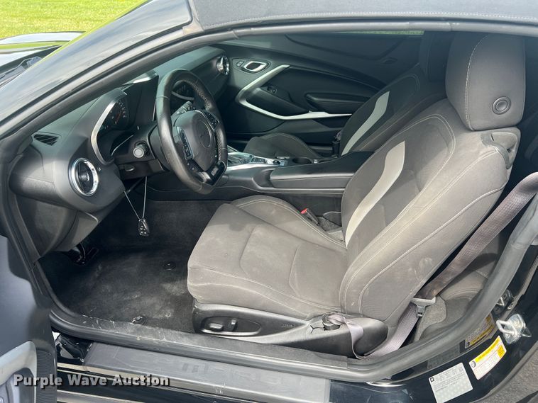 image for item JM9266 2017 Chevrolet Camaro SS  convertible