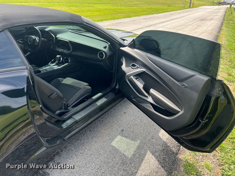 image for item JM9266 2017 Chevrolet Camaro SS  convertible