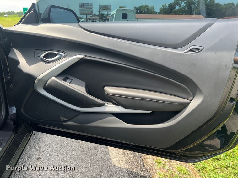 image for item JM9266 2017 Chevrolet Camaro SS  convertible