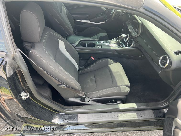 image for item JM9266 2017 Chevrolet Camaro SS  convertible