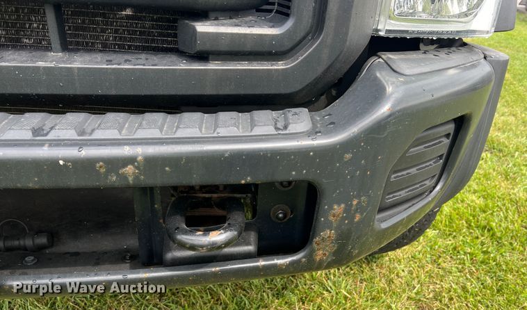 image for item JM9267 2012 Ford F550 XL  dump truck