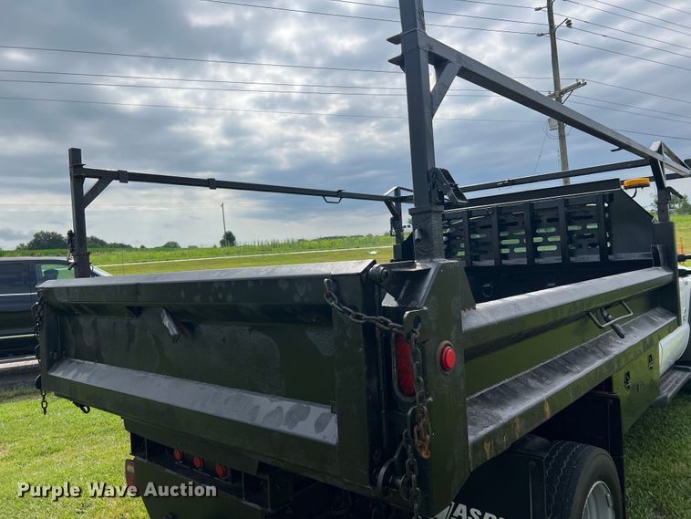 image for item JM9267 2012 Ford F550 XL  dump truck