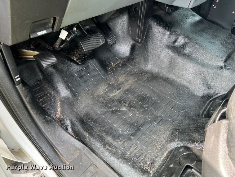 image for item JM9267 2012 Ford F550 XL  dump truck