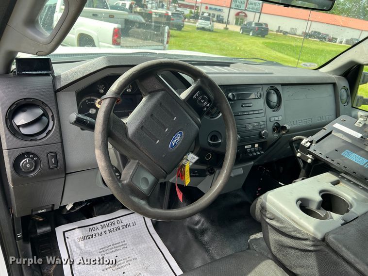 image for item JM9267 2012 Ford F550 XL  dump truck