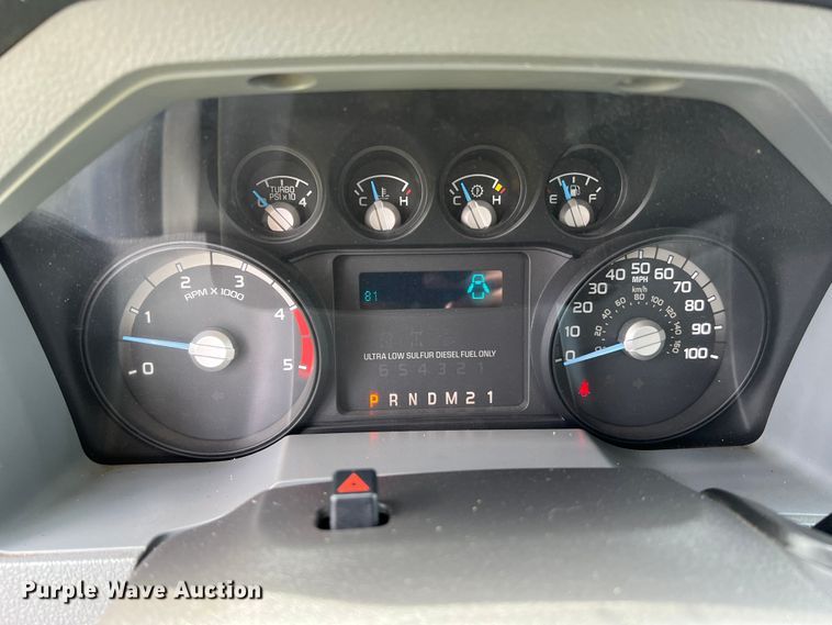 image for item JM9267 2012 Ford F550 XL  dump truck