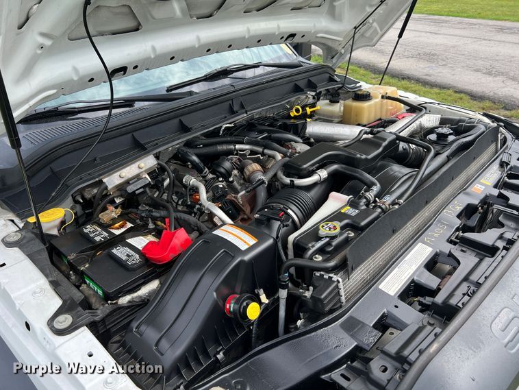 image for item JM9267 2012 Ford F550 XL  dump truck