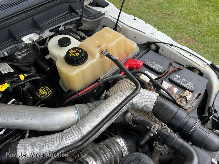 image for item JM9267 2012 Ford F550 XL  dump truck