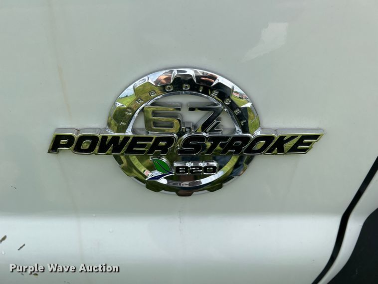 image for item JM9267 2012 Ford F550 XL  dump truck