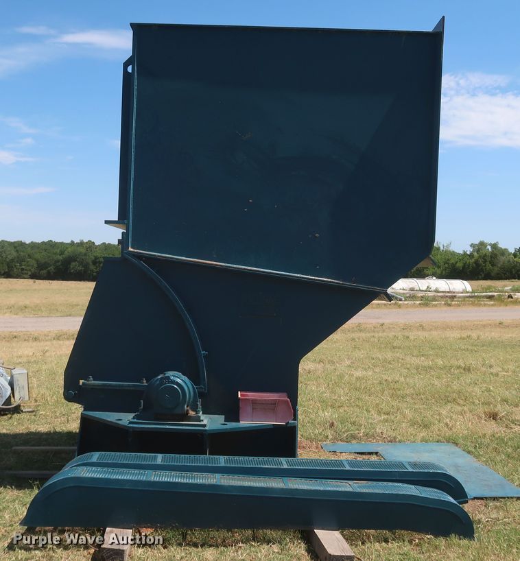 image for item JR9469 Williams Patent Crusher and Pulverizer TF  shredder