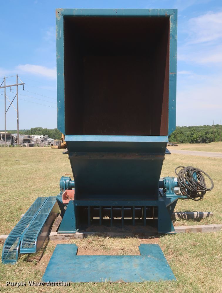 image for item JR9469 Williams Patent Crusher and Pulverizer TF  shredder