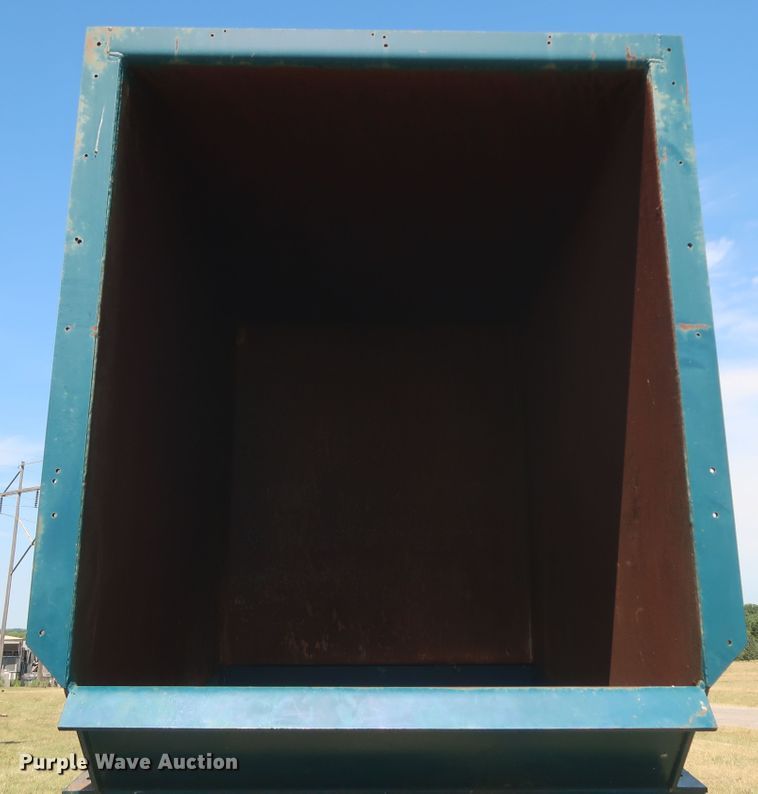 image for item JR9469 Williams Patent Crusher and Pulverizer TF  shredder