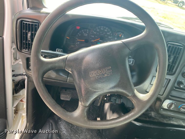 image for item JU9295 2003 GMC C7500  flatbed truck