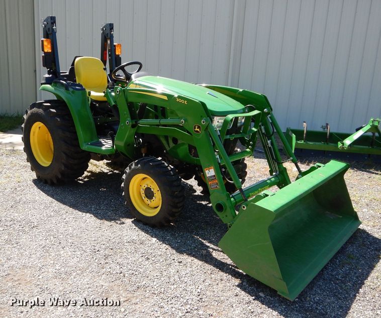 image for item JX9129 2019 John Deere 3025E  MFWD tractor